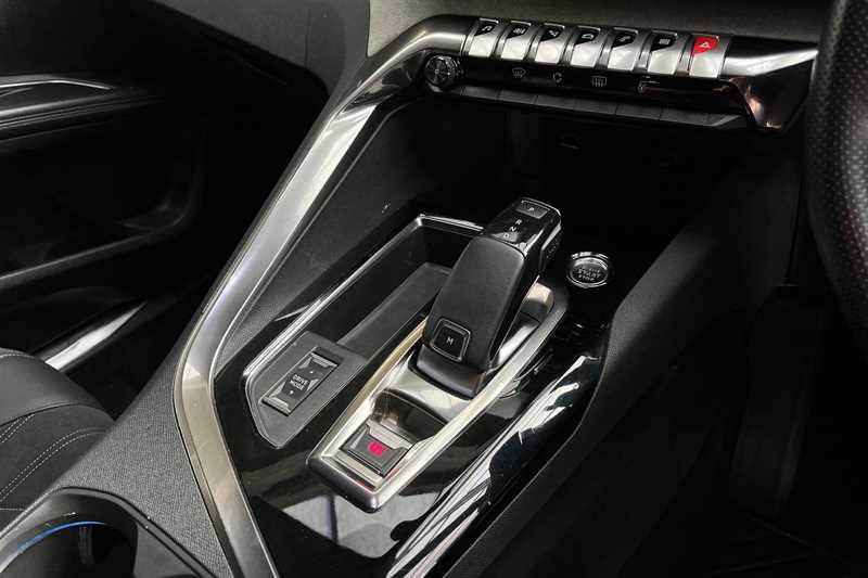 Used Peugeot 5008 2021 for sale - 77349069: Photo 14