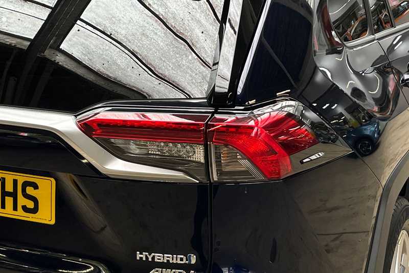 Used Toyota RAV4 2020 for sale - 76444006: Photo 32