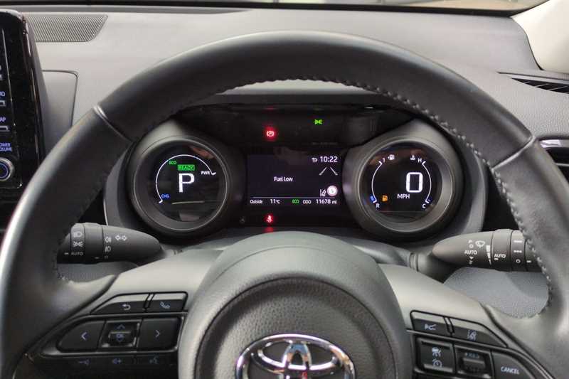 Used Toyota Yaris 2022 for sale - 77887728: Photo 20