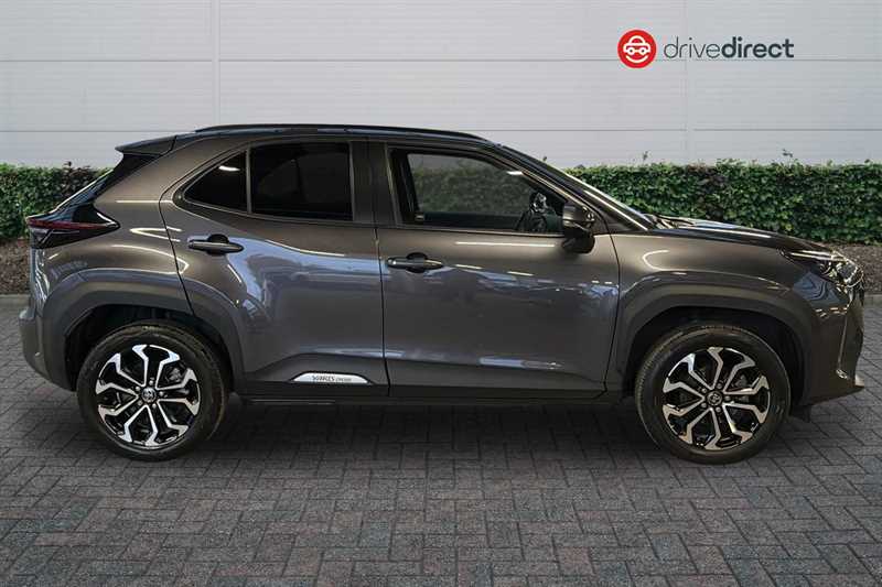 Used Toyota Yaris Cross 2022 for sale - 76929936: Photo 2