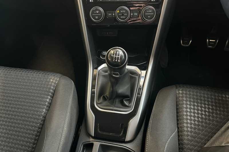 Used Volkswagen T-Roc 2021 for sale - 76805487: Photo 14