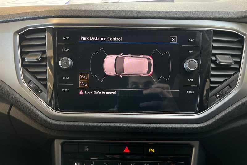 Used Volkswagen T-Roc 2021 for sale - 76805487: Photo 17