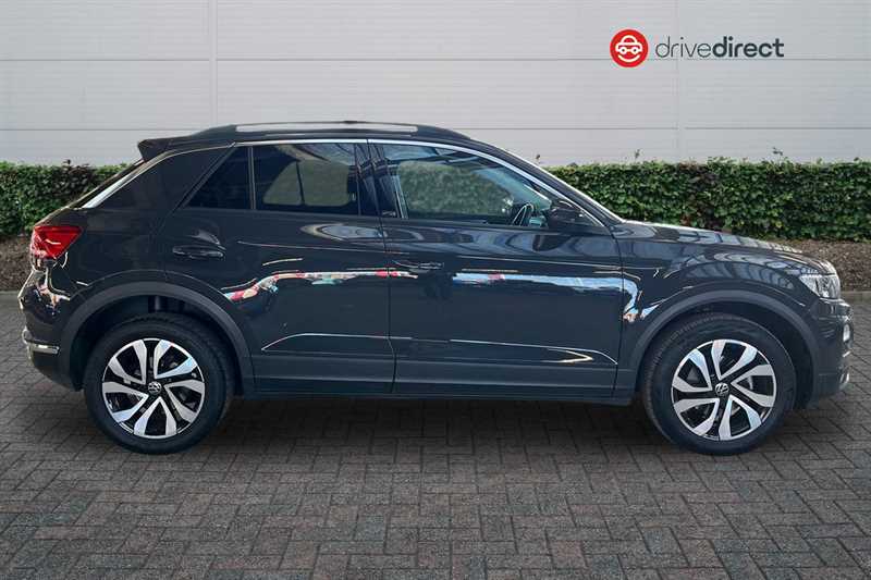 Used Volkswagen T-Roc 2021 for sale - 76805487: Photo 2