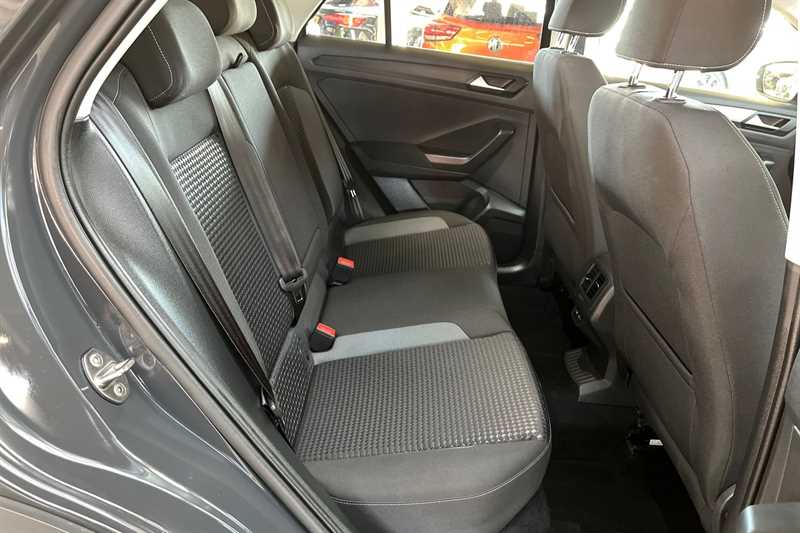 Used Volkswagen T-Roc 2021 for sale - 76805487: Photo 24