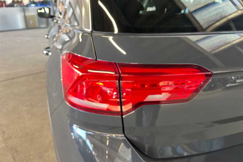 Used Volkswagen T-Roc 2021 for sale - 76805487: Photo 31
