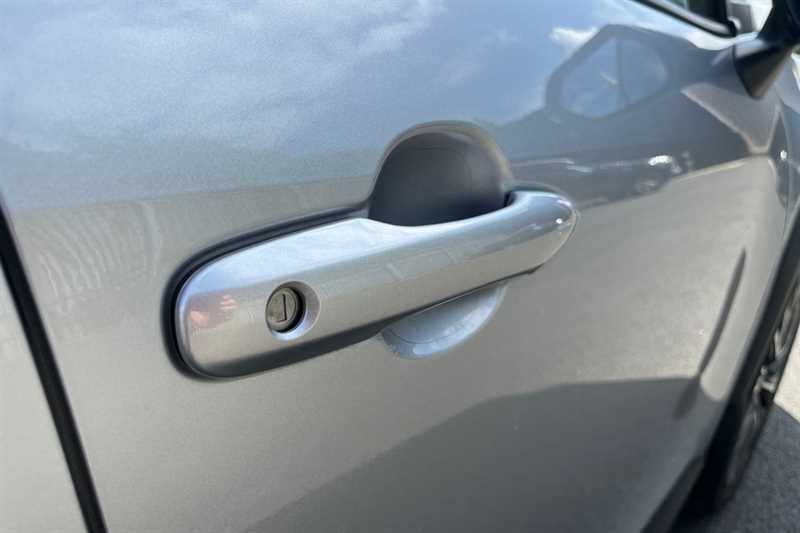 Used Toyota Yaris Cross 2024 for sale - 77634827: Photo 33