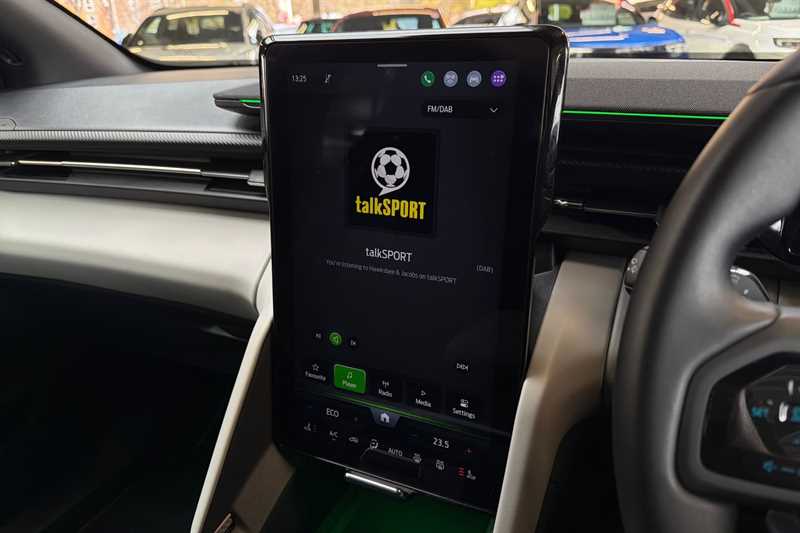 Used Ford Explorer 2024 for sale - 78075530: Photo 17