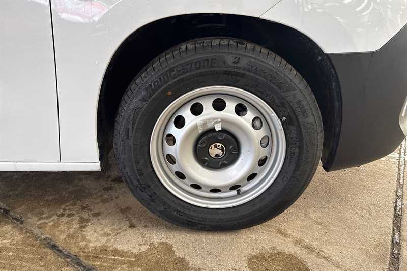 Used Vauxhall Combo Electric 2025 for sale - 77390878: Photo 12