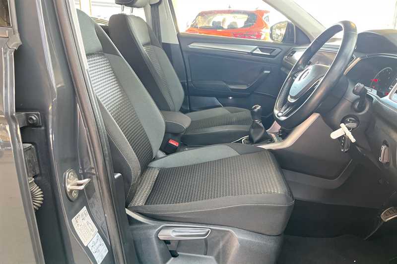 Used Volkswagen T-Roc 2021 for sale - 76956418: Photo 23