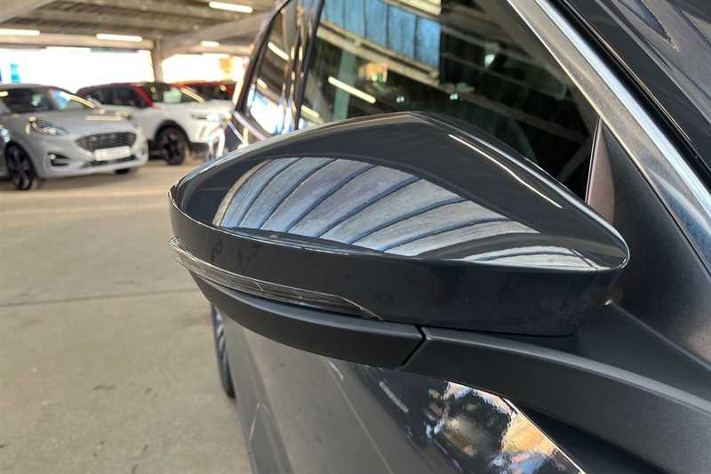 Used Volkswagen T-Roc 2021 for sale - 76956418: Photo 34