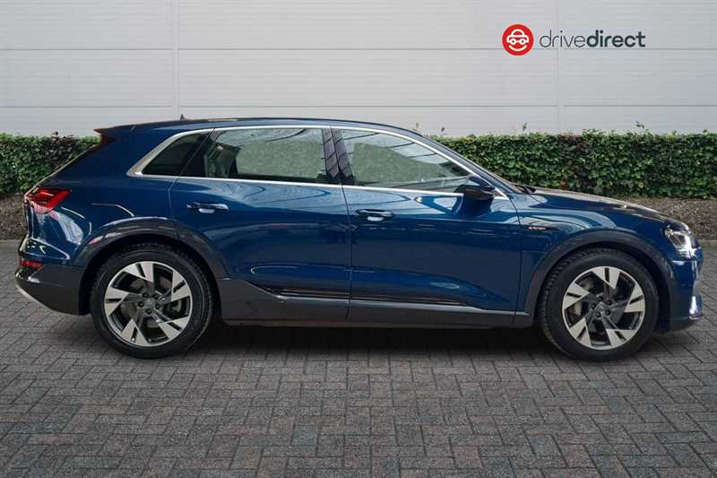 Used Audi e-tron 2020 for sale - 78222453: Photo 2