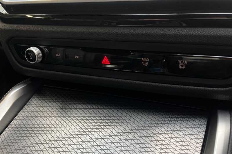 Used BMW i4 2022 for sale - 78207450: Photo 15