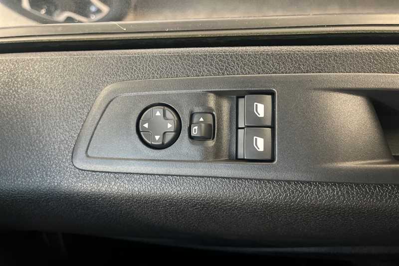 Used Vauxhall Vivaro 2025 for sale - 77801535: Photo 16