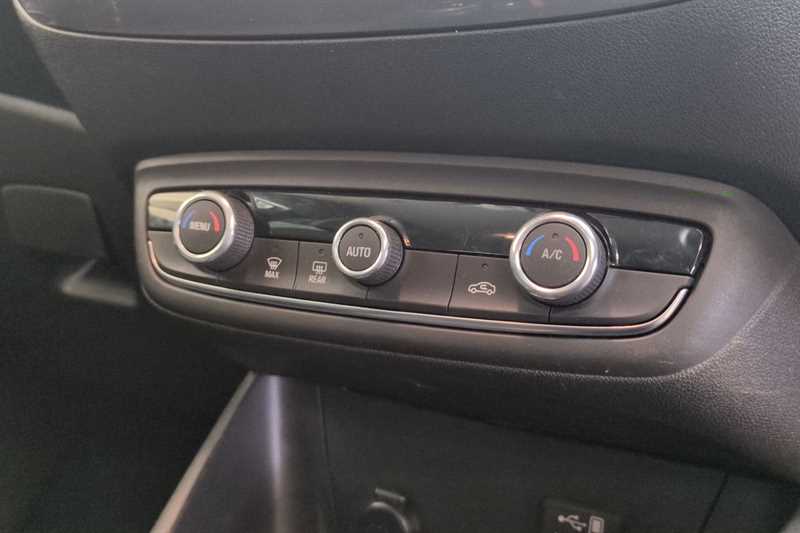 Used Vauxhall Crossland 2022 for sale - 77930126: Photo 15