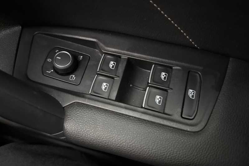 Used Volkswagen Tiguan 2023 for sale - 77473668: Photo 16