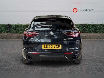 Used Alfa Romeo Stelvio 2022 for sale - 76524267: Photo