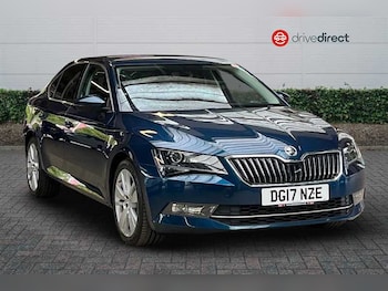 Used Skoda Superb 2017 for sale - 75637053: Photo