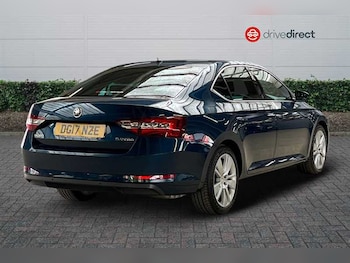 Used Skoda Superb 2017 for sale - 75637053: Photo