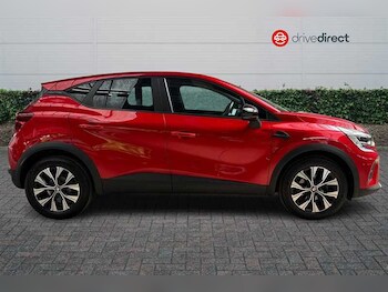 Used Renault Captur 2024 for sale - 79003421: Photo