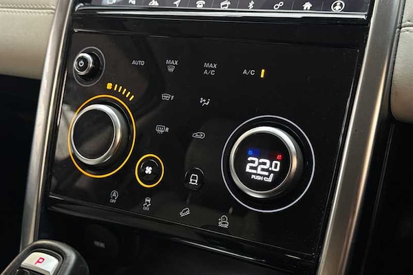 Used Land Rover Discovery Sport 2019 for sale - 76176411: Photo 15