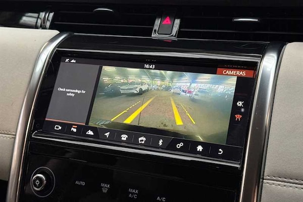 Used Land Rover Discovery Sport 2019 for sale - 76176411: Photo 19