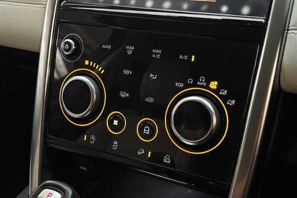 Used Land Rover Discovery Sport 2019 for sale - 76176411: Photo 41