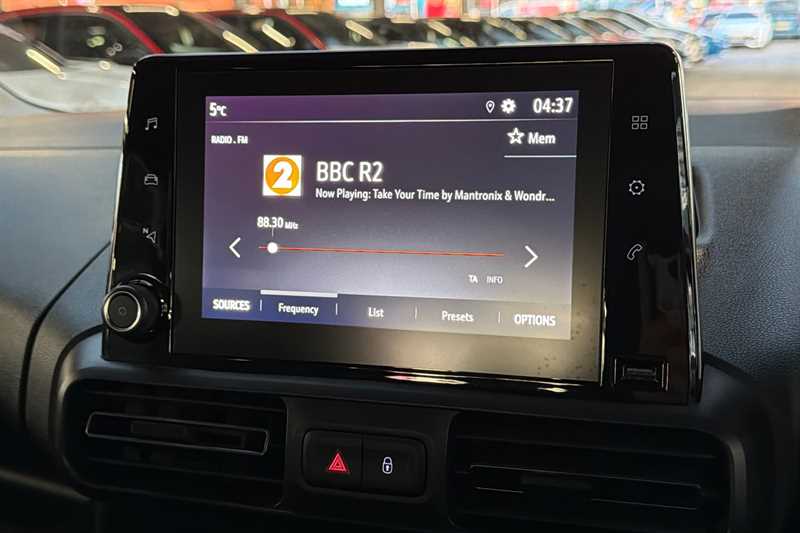 Used Vauxhall Combo Life 2020 for sale - 76956125: Photo 17