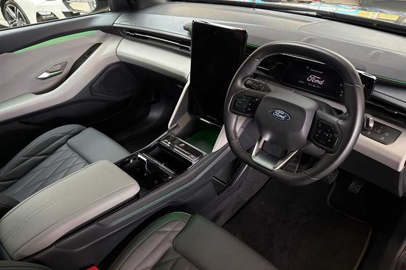 Used Ford Explorer 2024 for sale - 78120186: Photo 36