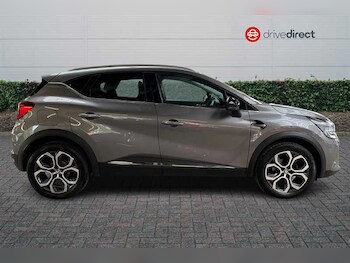Used Renault Captur 2024 for sale - 79002665: Photo