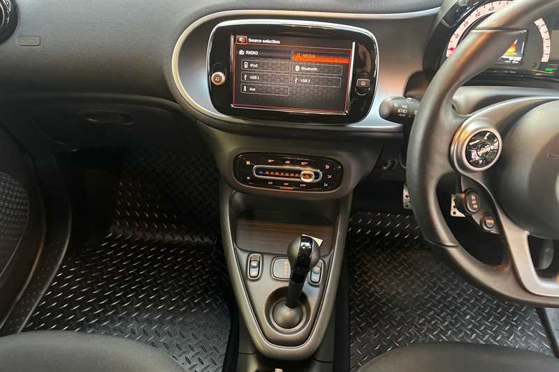 Used smart fortwo 2023 for sale - 77444552: Photo 14