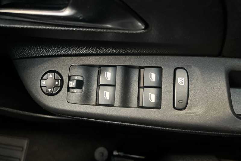 Used Vauxhall Corsa 2021 for sale - 77309204: Photo 16