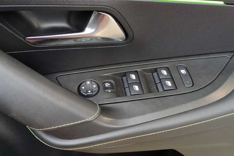 Used Peugeot 2008 2020 for sale - 77829063: Photo 16