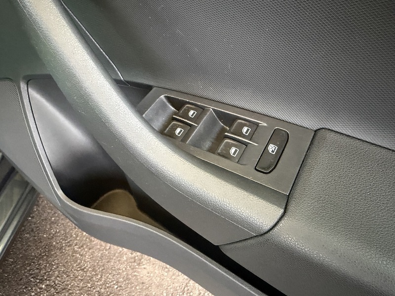 Used Skoda Rapid 2015 for sale - 77432607: Photo 17