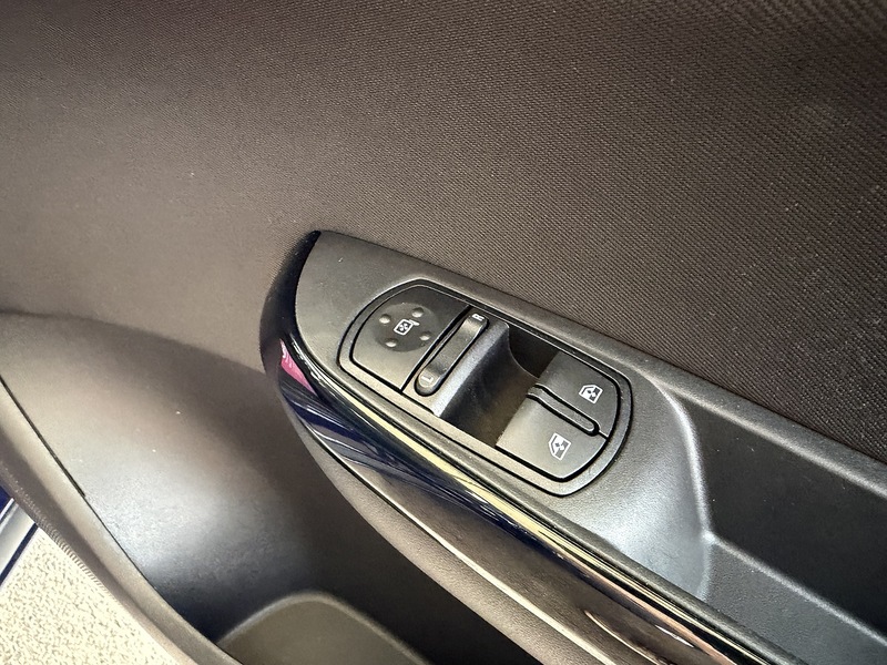Used Vauxhall Corsa 2016 for sale - 76919736: Photo 21