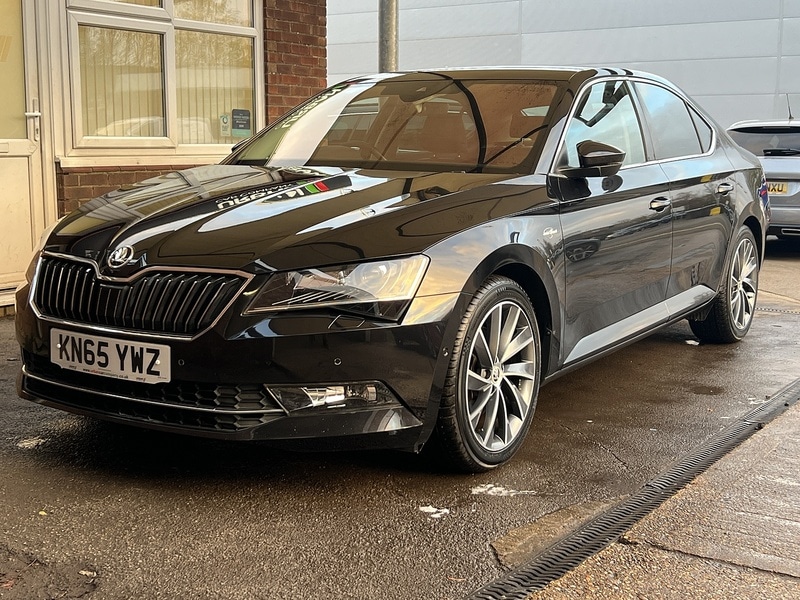 Used Skoda Superb 2015 for sale - 76798839: Photo 2