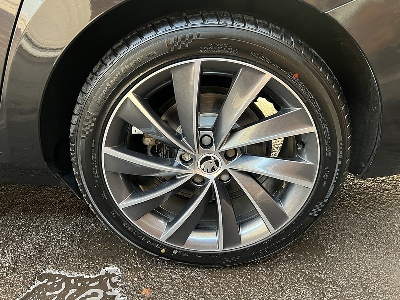 Used Skoda Superb 2015 for sale - 76798839: Photo 29