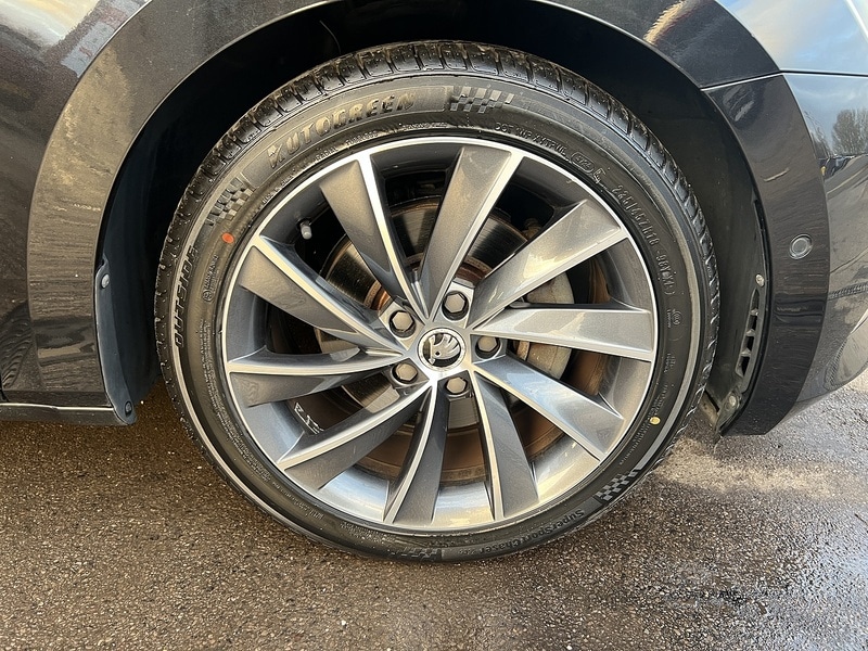 Used Skoda Superb 2015 for sale - 76798839: Photo 31