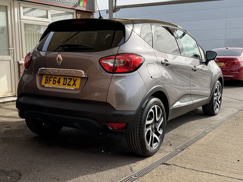 Used Renault Captur 2014 for sale - 77846452: Photo 2