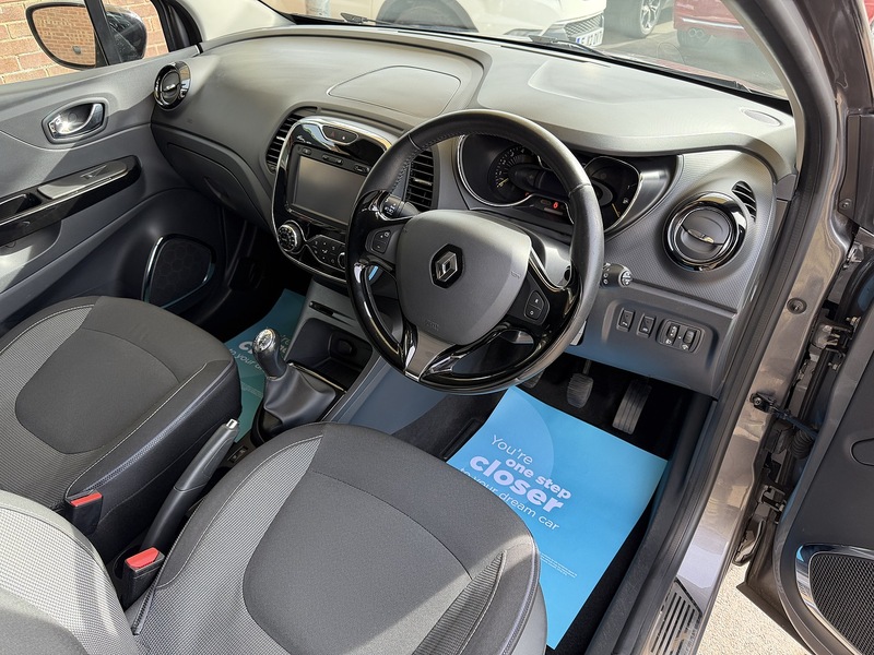 Used Renault Captur 2014 for sale - 77846452: Photo 8