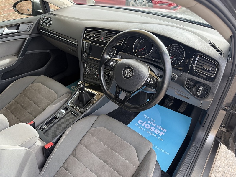 Used Volkswagen Golf 2015 for sale - 78097489: Photo 8