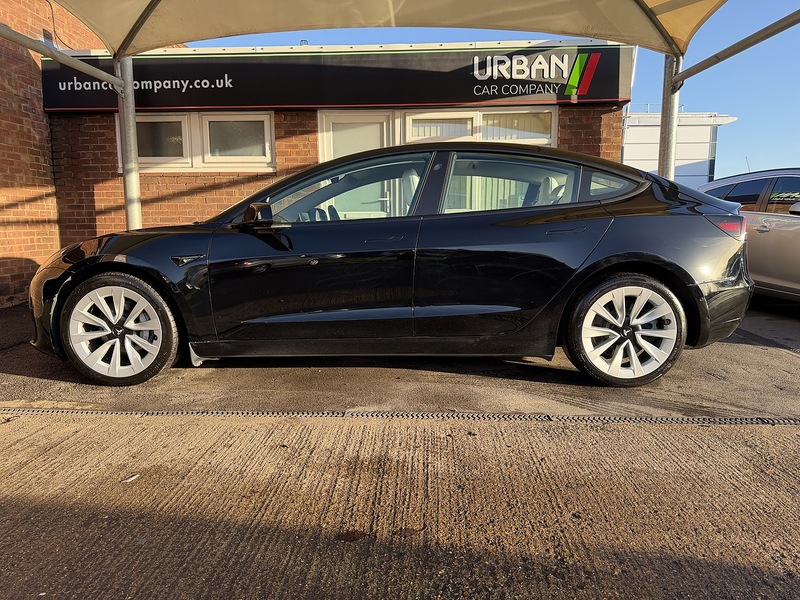 Used Tesla Model 3 2022 for sale - 76819330: Photo 3