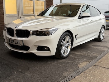 Used BMW 3 Series 2018 for sale - 77034318: Photo