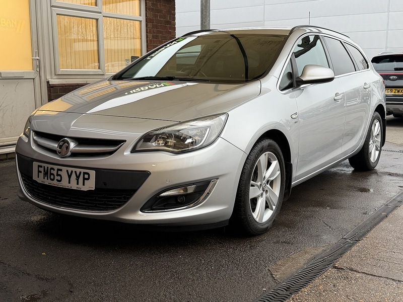 Used Vauxhall Astra 2016 for sale - 77055069: Photo 2