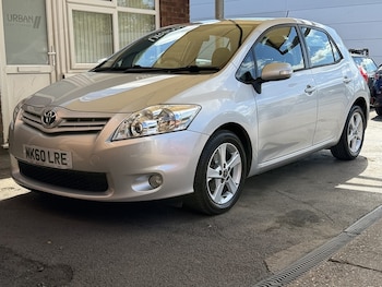 Used Toyota Auris 2010 for sale - 79099608: Photo