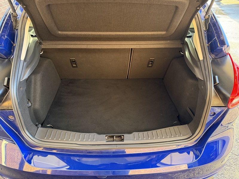 Used Ford Focus 2017 for sale - 76919738: Photo 5