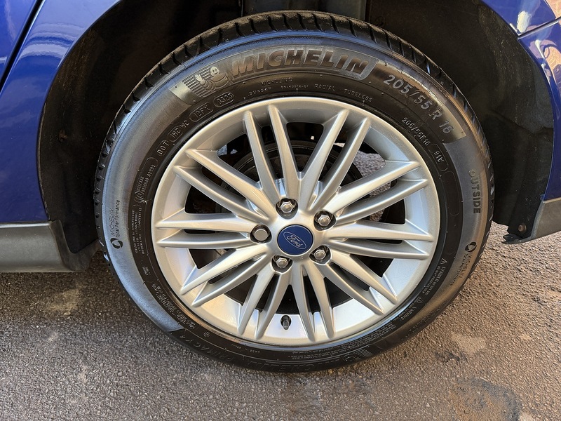 Used Ford Focus 2017 for sale - 76919738: Photo 7