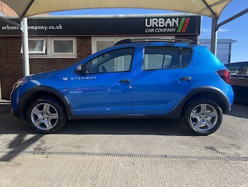 Used Dacia Sandero Stepway 2019 for sale - 75932479: Photo