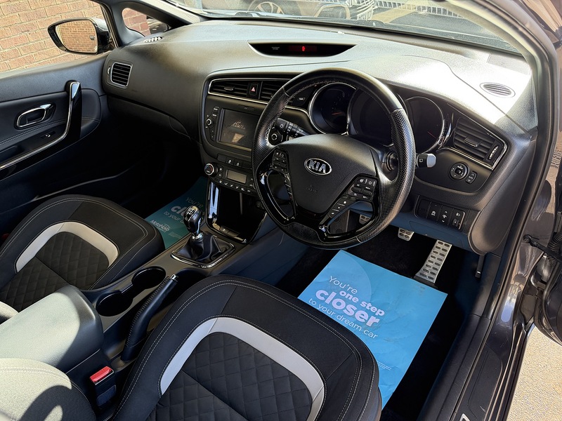 Used Kia Ceed 2018 for sale - 77889203: Photo 8