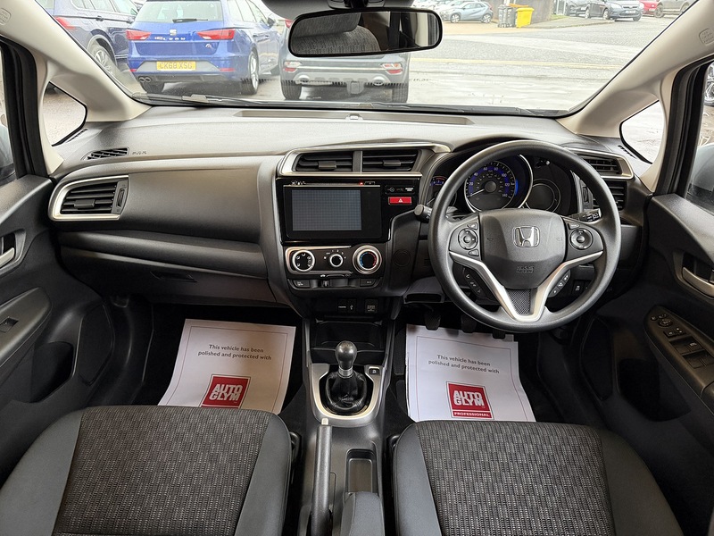 Used Honda Jazz 2015 for sale - 77351186: Photo 8