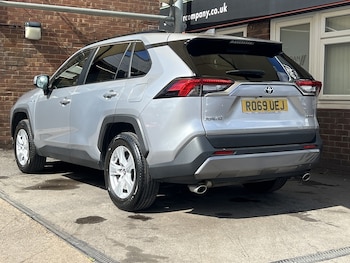 Used Toyota RAV4 2019 for sale - 75736857: Photo